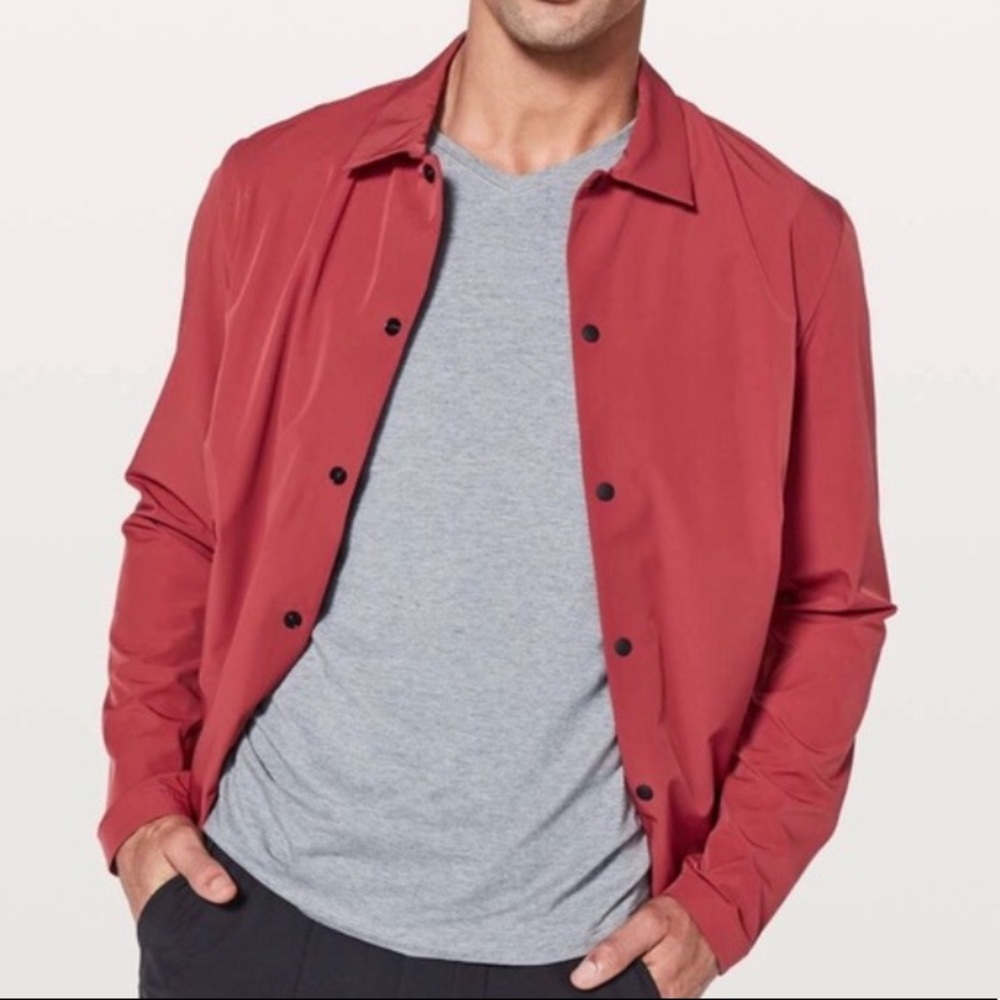 lululemon Men’s Coaches Jacket RedWarmUp